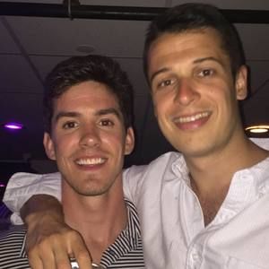 Meet your Posher, Tom